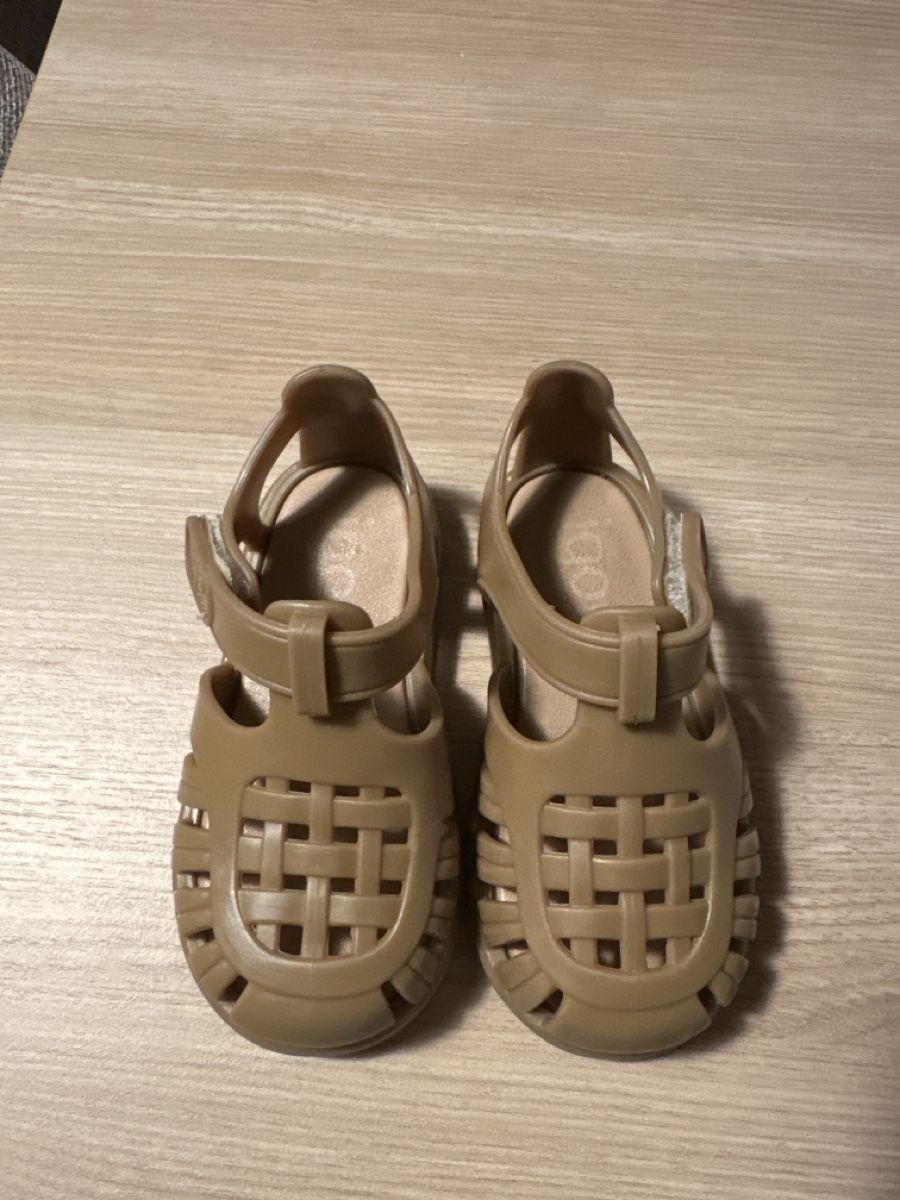Scarpe per ragazzi: Igor Kinderschuhe in Größe 22 – Usato da Landquart venduto da K_B_T