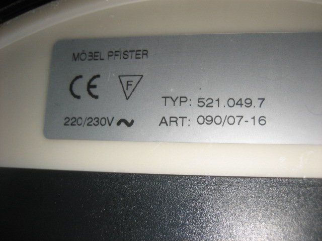 Lampade: Stehlampe mit zwei Köpfen – Usato da Winterthur venduto da pf02 7