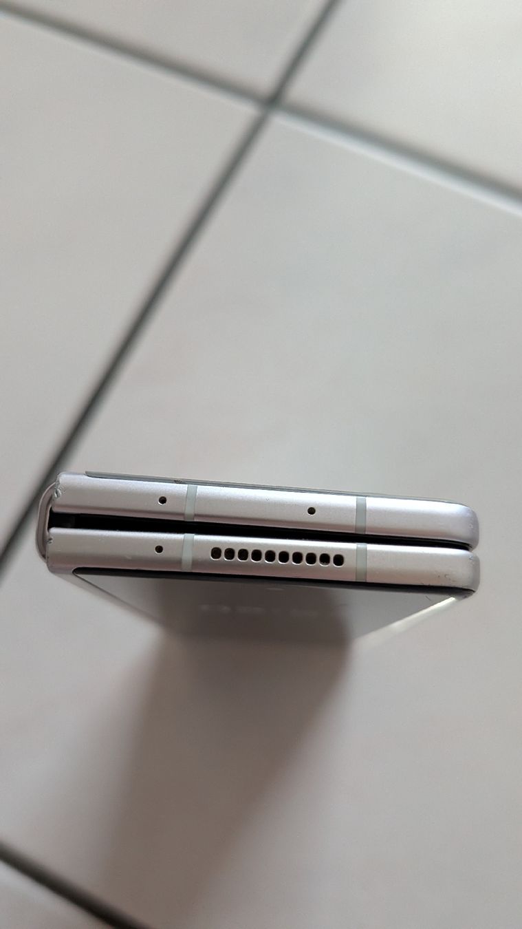 Samsung Telefoni cellulari / Smartphones: Samsung Galaxy Z Fold 4 – Difettoso da Siviriez venduto da gad_6pqg 7