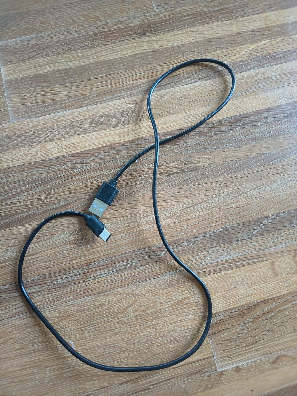 Tutte le decorazioni: LED Eren Yeager Figur 3D Optik mit USB C Kabel – Nuovo (secondo la descrizione) da Zug venduto da kat_q98k 2