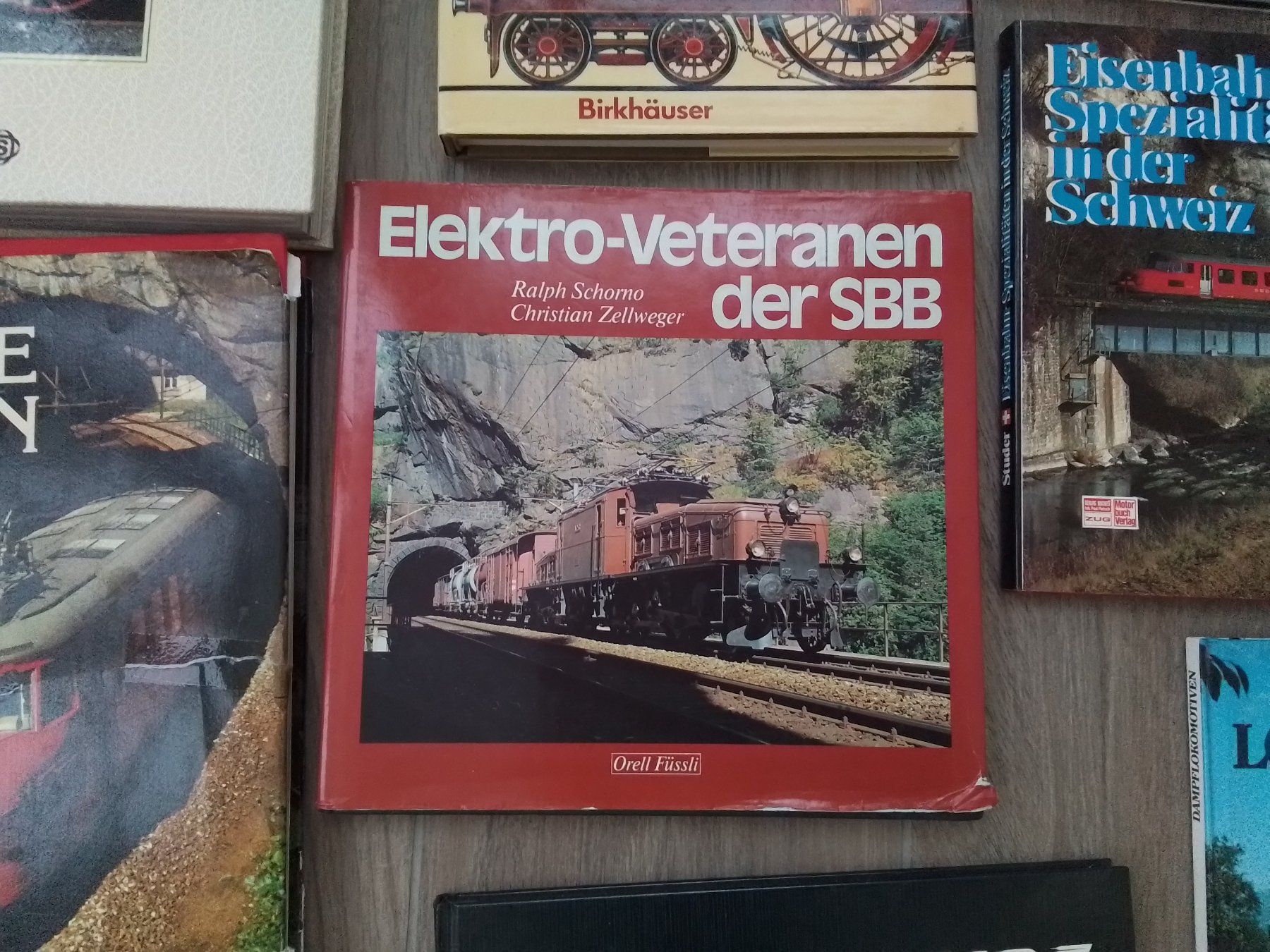 Modellini di ferrovie: Lot Eisenbahn Bücher – Usato da Reichenburg venduto da Pipo-67 4