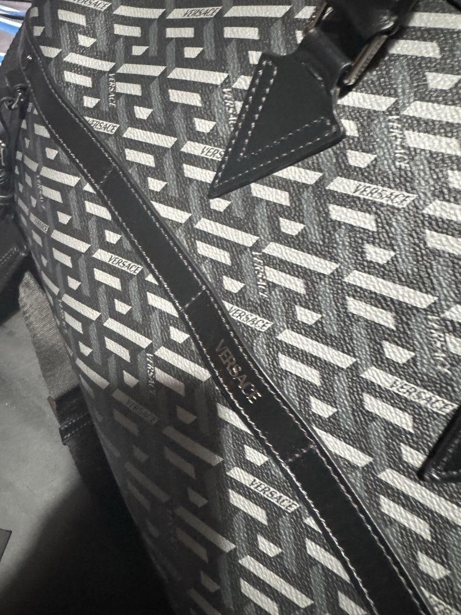 Versace Borse: Versace sac weekend la greca signature – Nuovo (secondo la descrizione) da Biel/Bienne venduto da sou_t9dm 6
