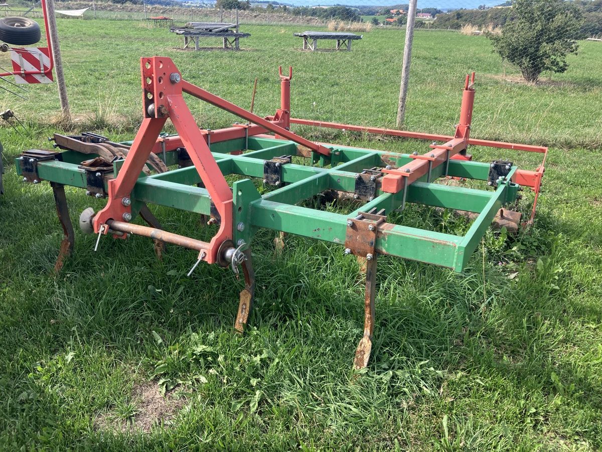 Tutte le macchine:  Grubber gebraucht  – Usato da St.Ursen venduto da Deutz95 1