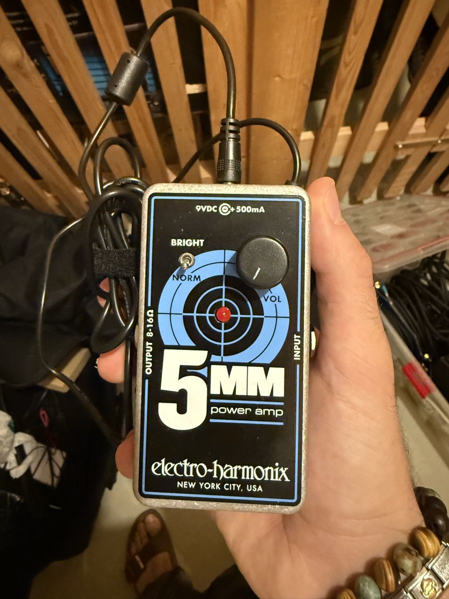 Electro-Harmonix Strumenti musicali: Electro Harmonix 5mm Power Amp Pedal – Usato da Watt venduto da flavio_1996