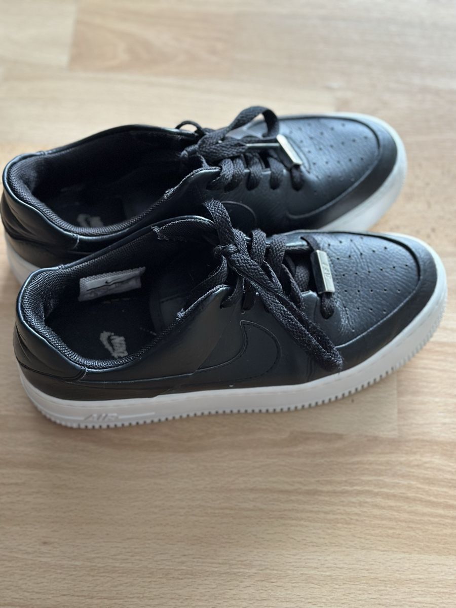 Nike Scarpe da uomo: Nike – Usato da Laufen venduto da Vatti 1