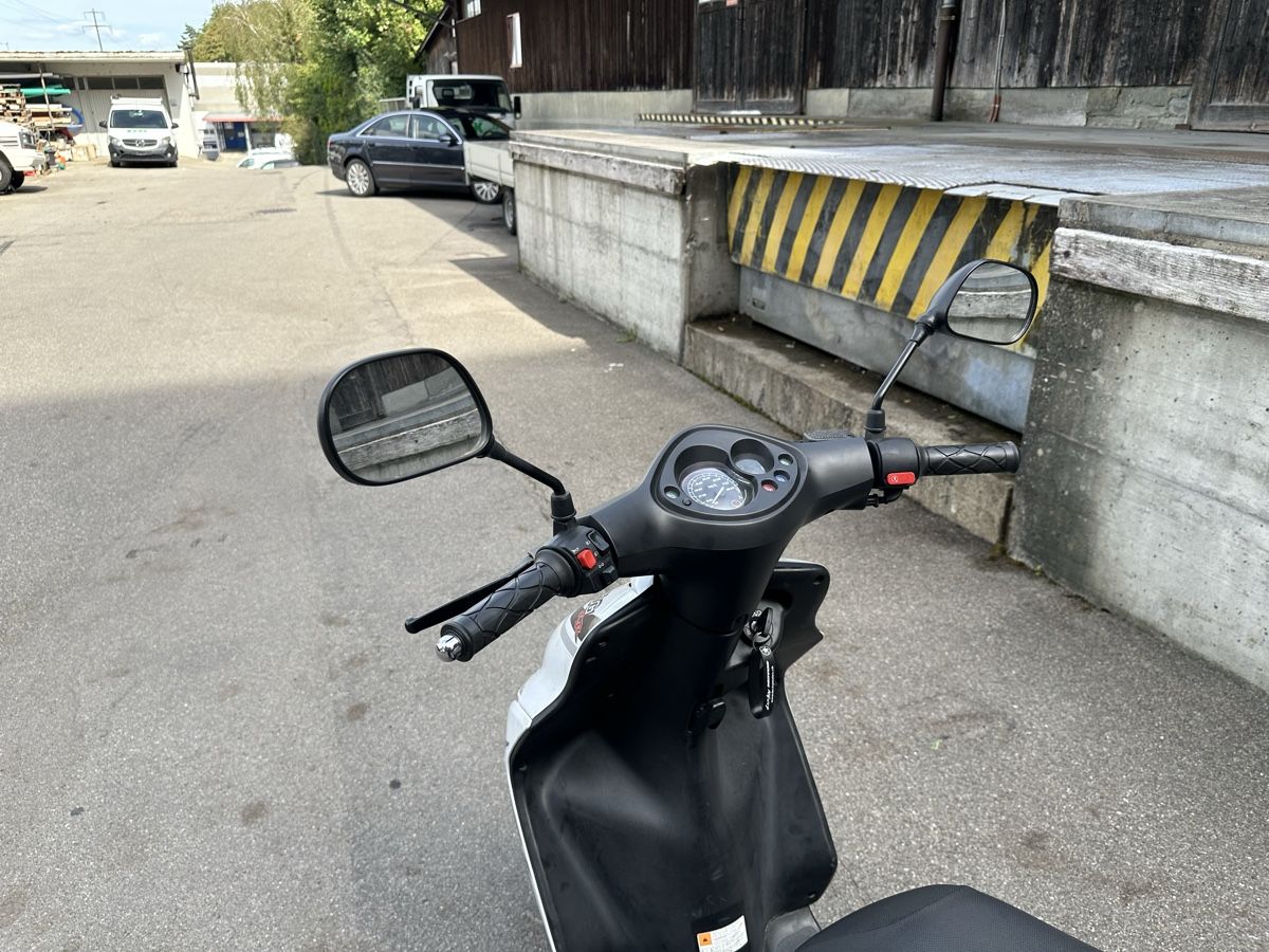 Yamaha Scooters: Yamaha jog rr mit gelb Nummer  – Gebraucht aus Frauenfeld von lodola1961 6