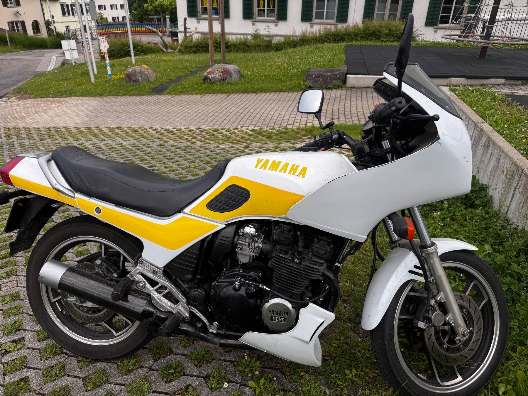 Yamaha Strada: Yamaha XJ600 – Usato da Horgen venduto da aen_fp92 2