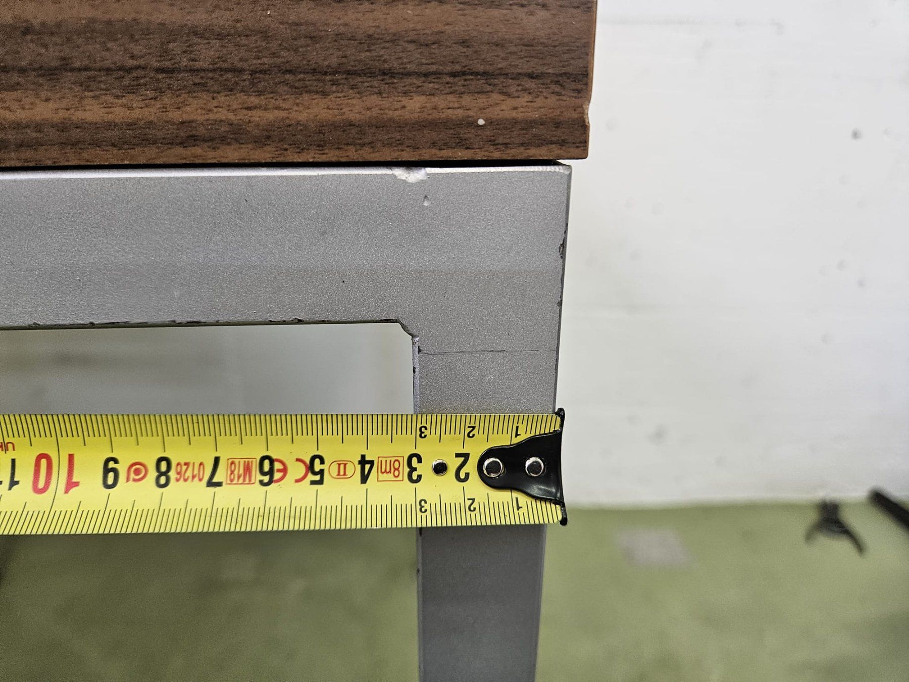Tavoli: Stahltisch mit Holztablar und Messzubehör – Usato da Winterthur venduto da Moineau_Mechanics 7