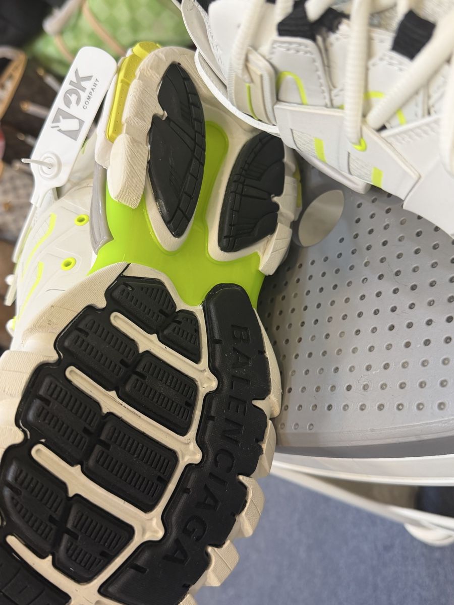 Balenciaga Scarpe da uomo: Balenciaga neu 42 grosse – Nuovo e nell'imballaggio originale da Frenkendorf venduto da Marwan18 2