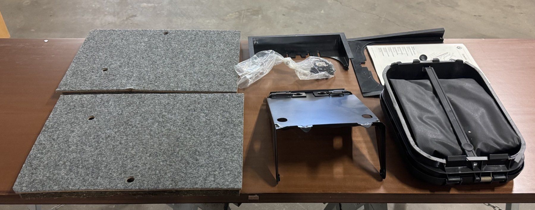 BMW Tutti pezzi di ricambio auto: BMW série 5 E34 kit sac à ski – Nuovo (secondo la descrizione) da Satigny venduto da rfo59 2