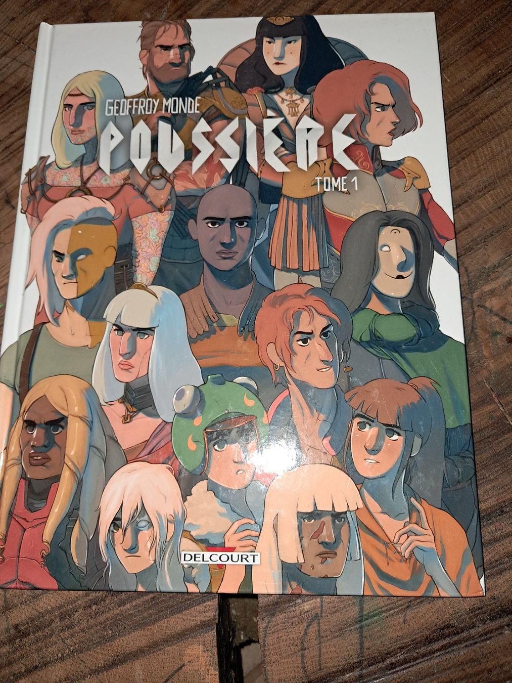 Fumetti: Bd Poussière tome 1 de Geoffroy Monde – Usato da Le locle venduto da juliensaran
