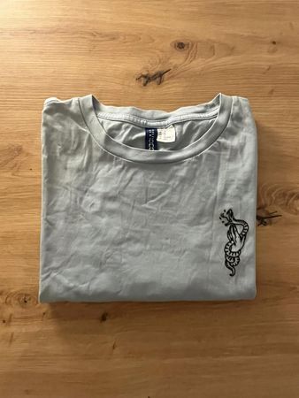 T-shirt Graphique "Never Trust A Snake" – H&M Divided – XS