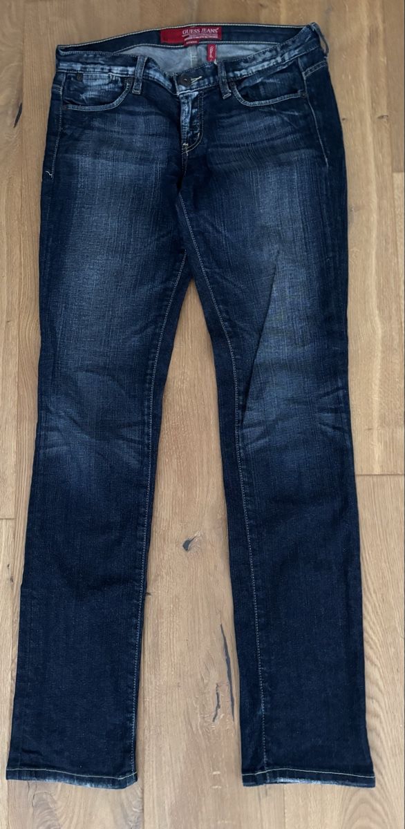 Guess Jeans: GUESS Scarlett 28/32 jeans – Gebraucht aus Windisch von bymarikaa