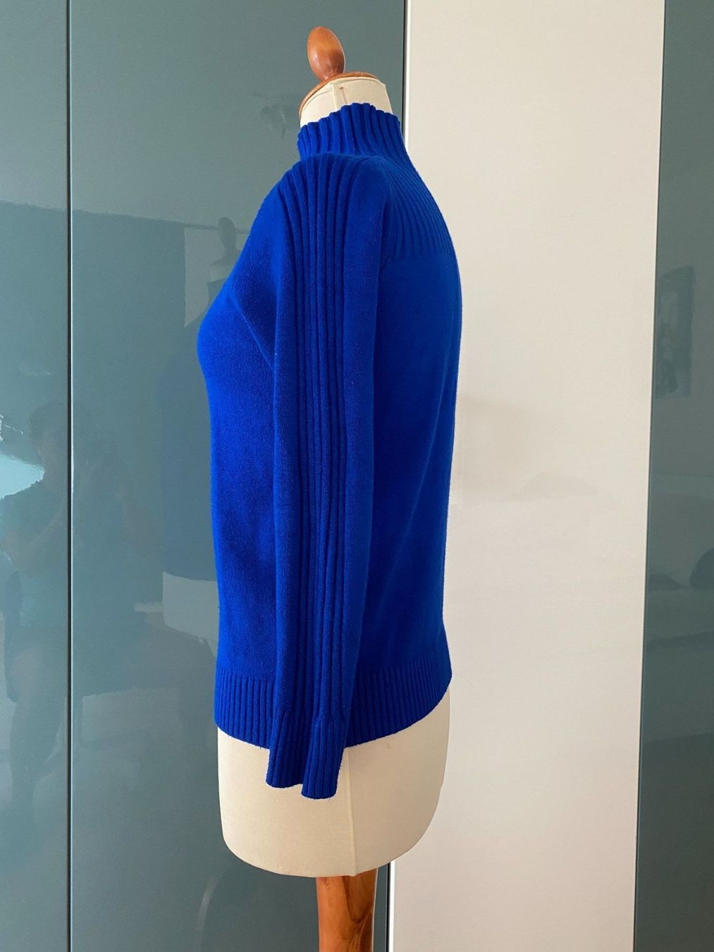Pullover & Sweatshirts: Blauer Pullover Einheitsgröße [S/M] – Gebraucht aus Dübendorf von Levintreyer 2