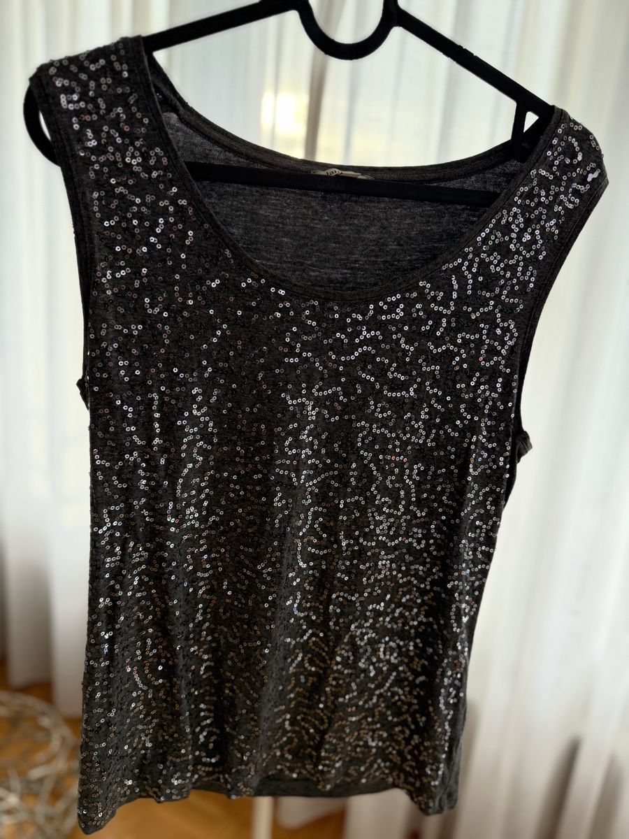 T-Shirts: TShirt und Jacke – Gebraucht aus Dübendorf von Martha06 1