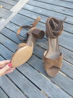 Neue Sandalen