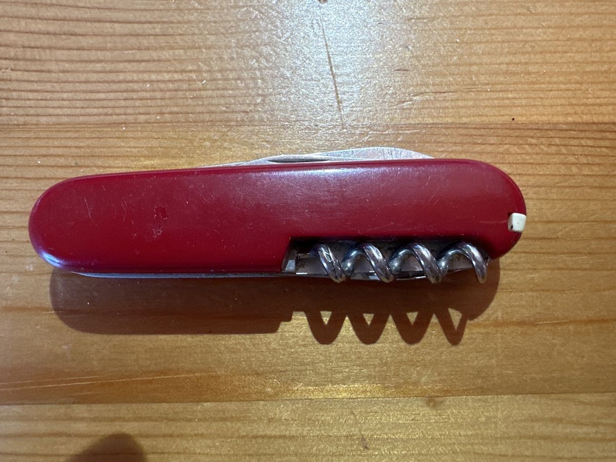 Victorinox Coltelli tascabile: Schweizer Taschenmesser, rot, V-Bank – Usato da St. Gallen venduto da mai_gd7k 1