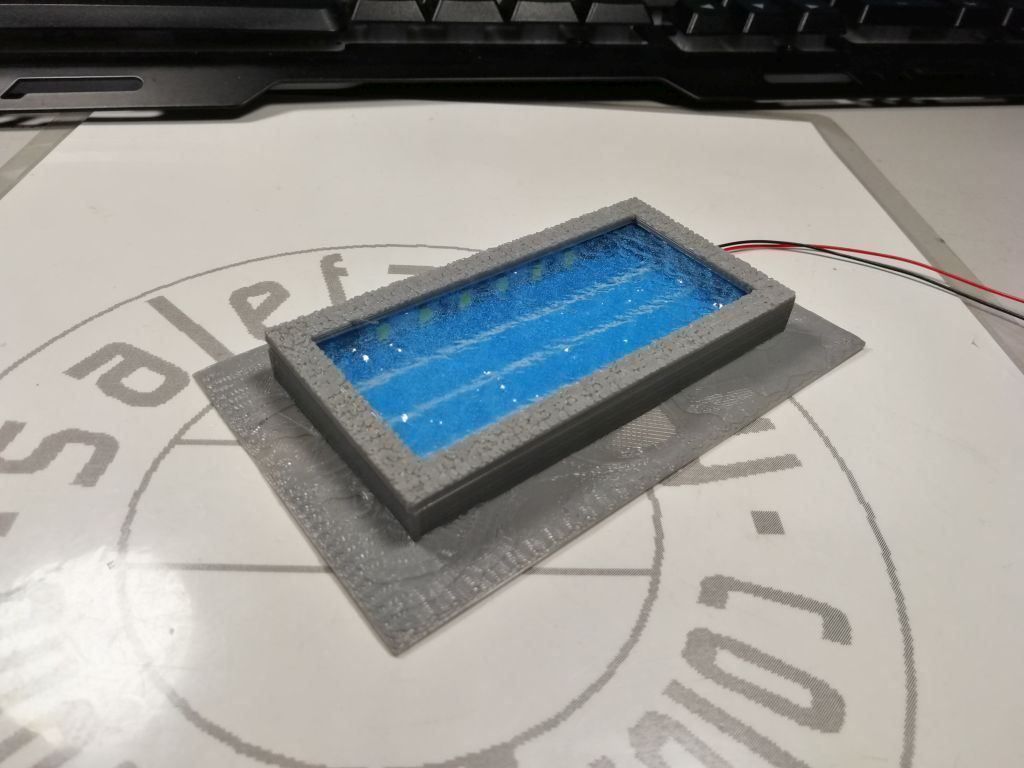 Modellini di ferrovie: Mini-Bausatz Swimming-Pool 1, 12V DC – Nuovo (secondo la descrizione) da Luzern venduto da Salefactory