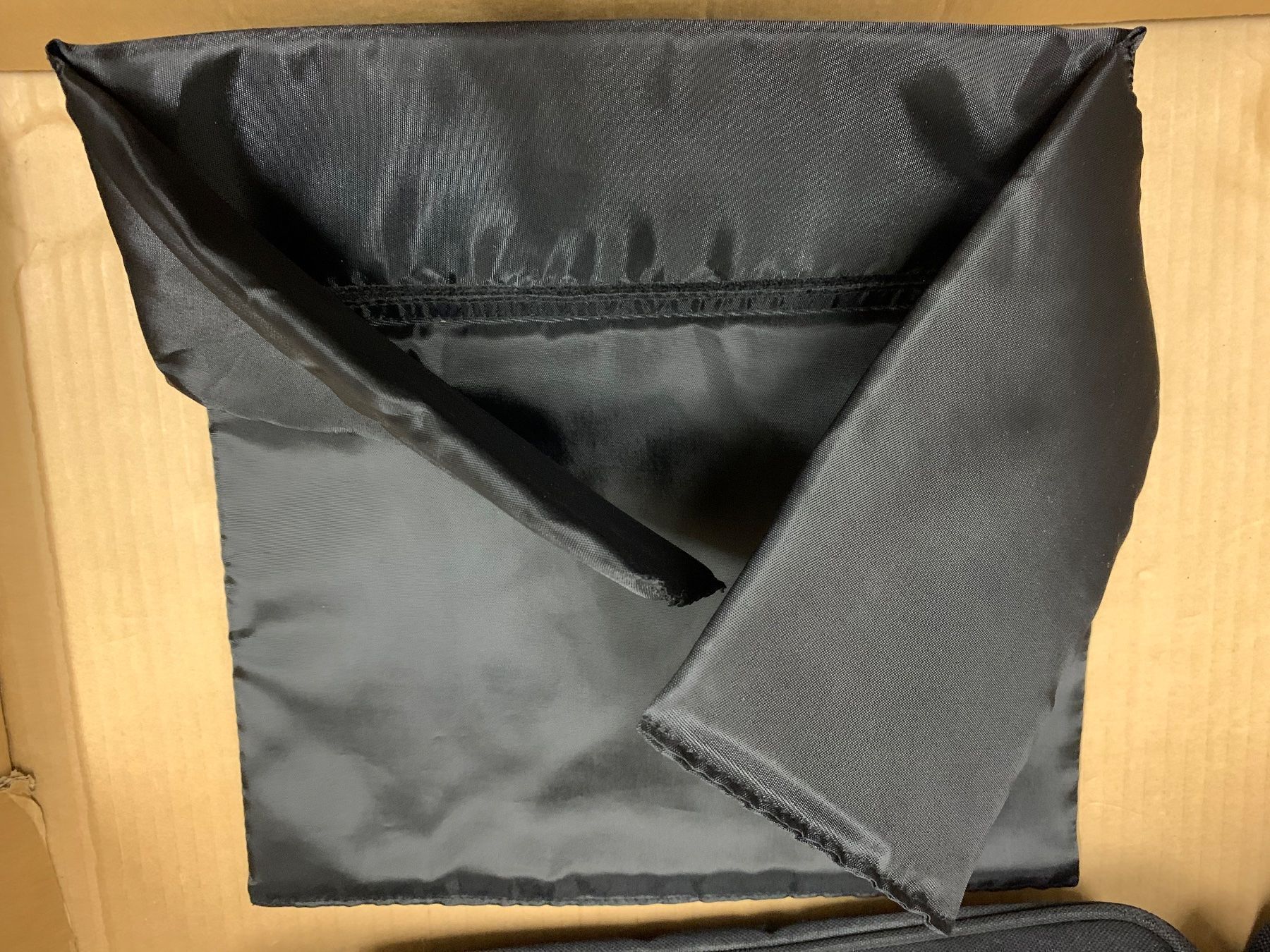 Sacs: Tasche schwarz Sharp klein – D'occasion à Eschlikon TG par ArtRec 5