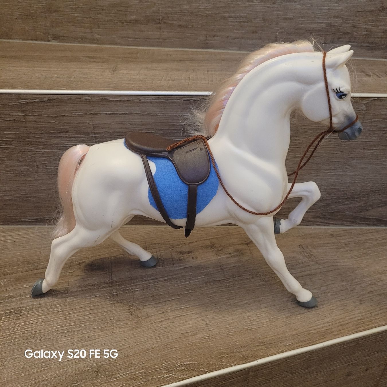 Giocattoli: Barbie Pferd weiss mit Rosa Behang – Usato da Niederbuchsiten venduto da klengyel 4