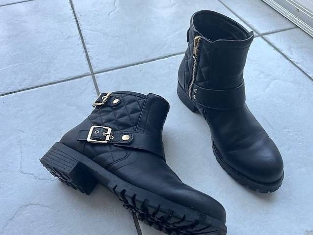 Scarpe da donna: Bottines – Usato da Chevroux venduto da ateca2017 1