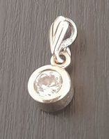Pendentif en or blanc 14cts/585,et zirkonia.