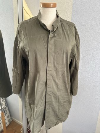 COS Bluse Gr. S khaki (36) 