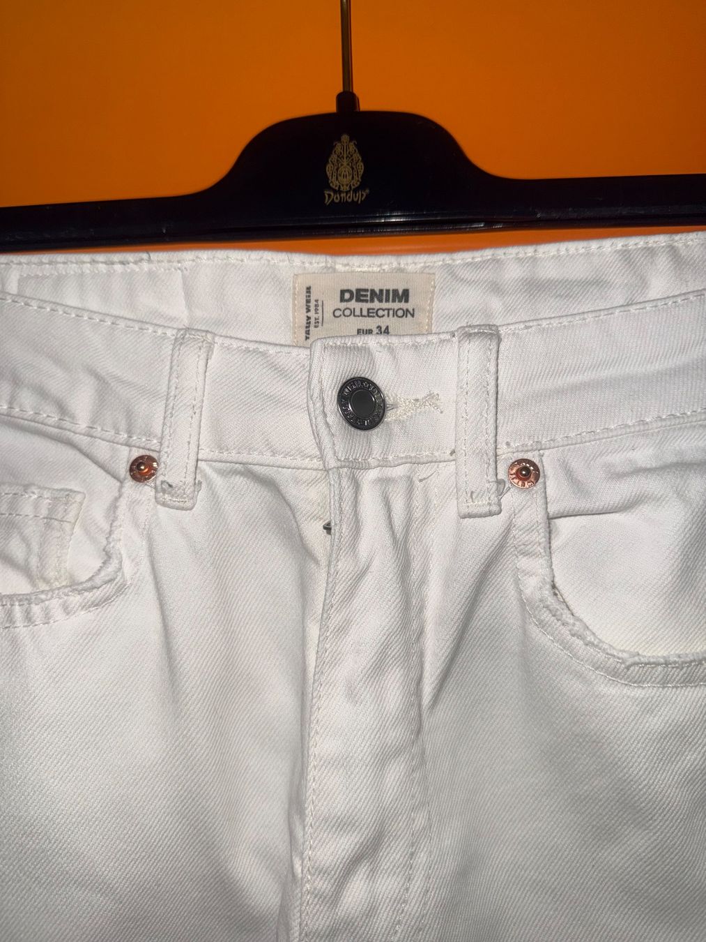 Jeans: weiße Jeans Mom Jeans Gr.34 – Usato da Buchrain venduto da nat_pl5p 2