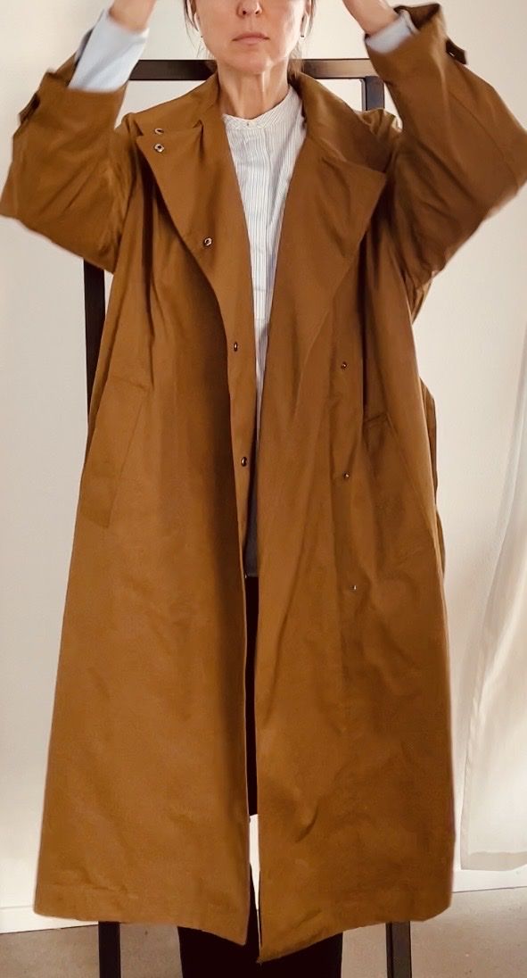 Comptoir des Cotonniers Cappotti: Comptoir des Cotonniers Oversized Trenchcoat – Usato da Zürich venduto da eka_5xfb 1