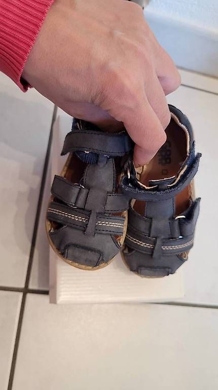 Scarpe per ragazzi: GBB Ledersandalen Gr. 24 – Usato da Bulle venduto da amj_yt62 1