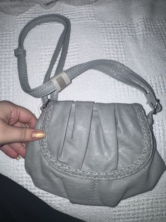 Graue Handtasche in Lederoptik - Neuwertig