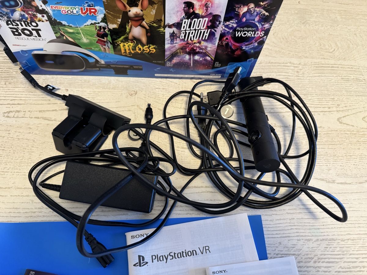 Sony Casque VR: Playstation VR mega pack – D'occasion à Zunzgen par milesdavis76 3