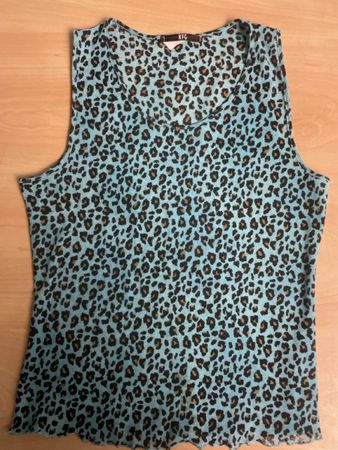 Süsses Sommer Tanktop mit Leo-Muster, Gr.M KFG