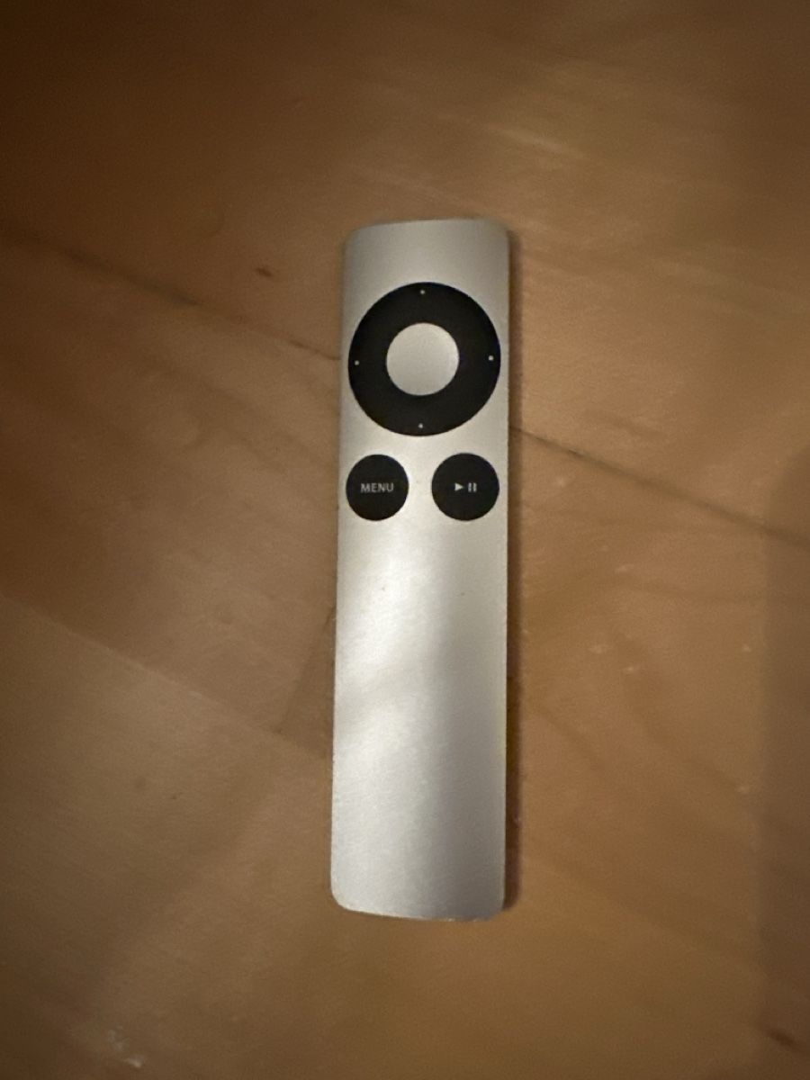 Apple Telecomandi: Telecomando Apple originale – Usato da Rümlang venduto da Azzard86