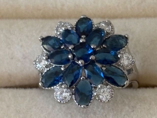 Ringe: Luxus Elegante Gr.18/8 Ring Farbe: Silber /blau – Neu (gemäss Beschreibung) aus Biel-Bienne von Roserosse13 5