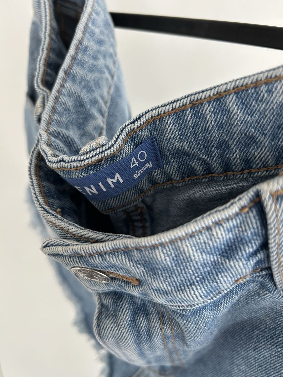 Jeans: Jeansshorts – Usato da Merenschwand venduto da ___niggi___ 2