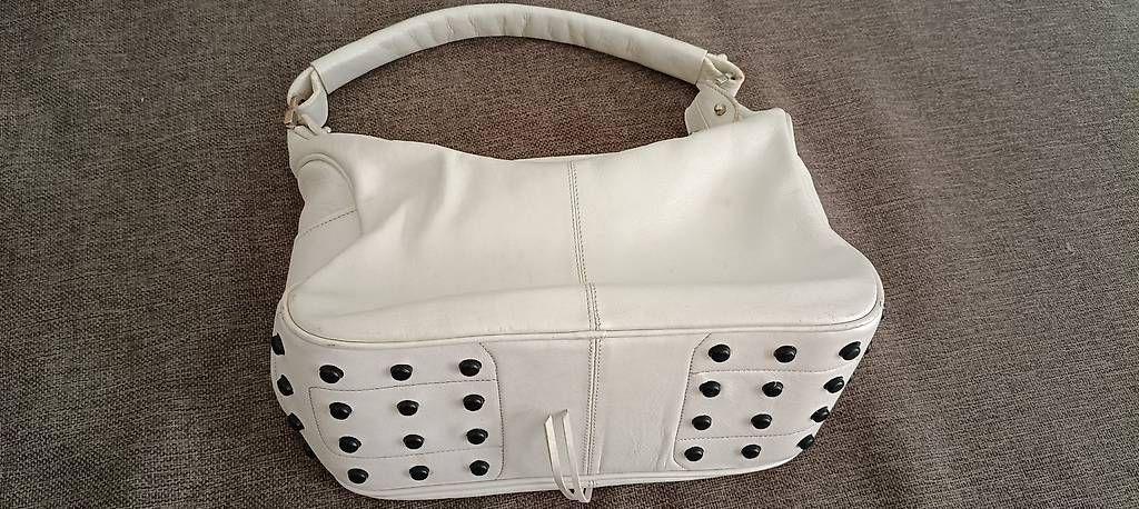 Taschen für Damen: Echt - Leder Handtasche  – Gebraucht aus Fisibach von zebra17 2