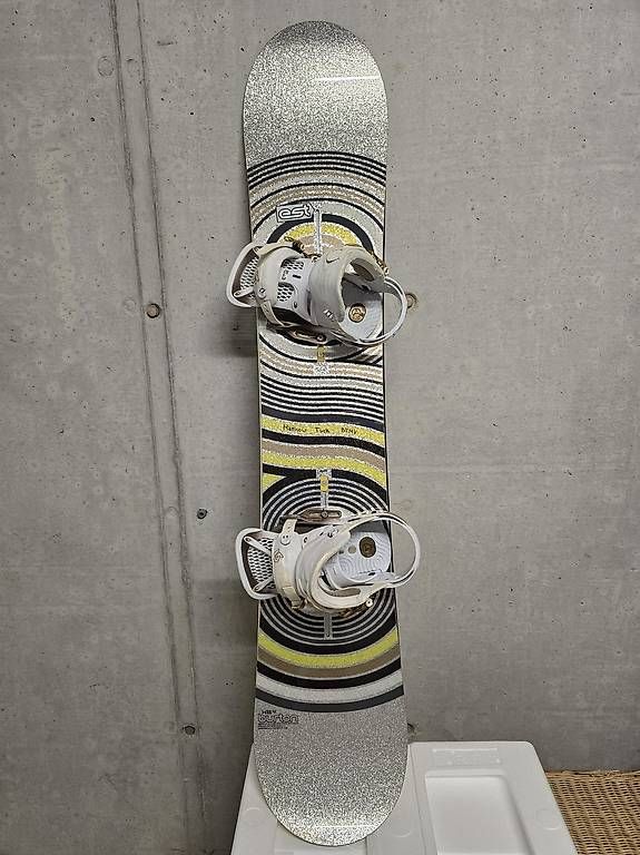 Board: Burton Snowboard 151cm – Usato da Nänikon venduto da dni_5sm8