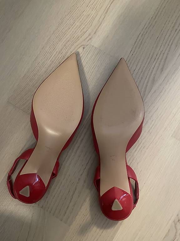 Mango Damenschuhe: Kittenheels in rot - Marke Mango – Gebraucht aus Lenzburg von lejlaimamovic 3
