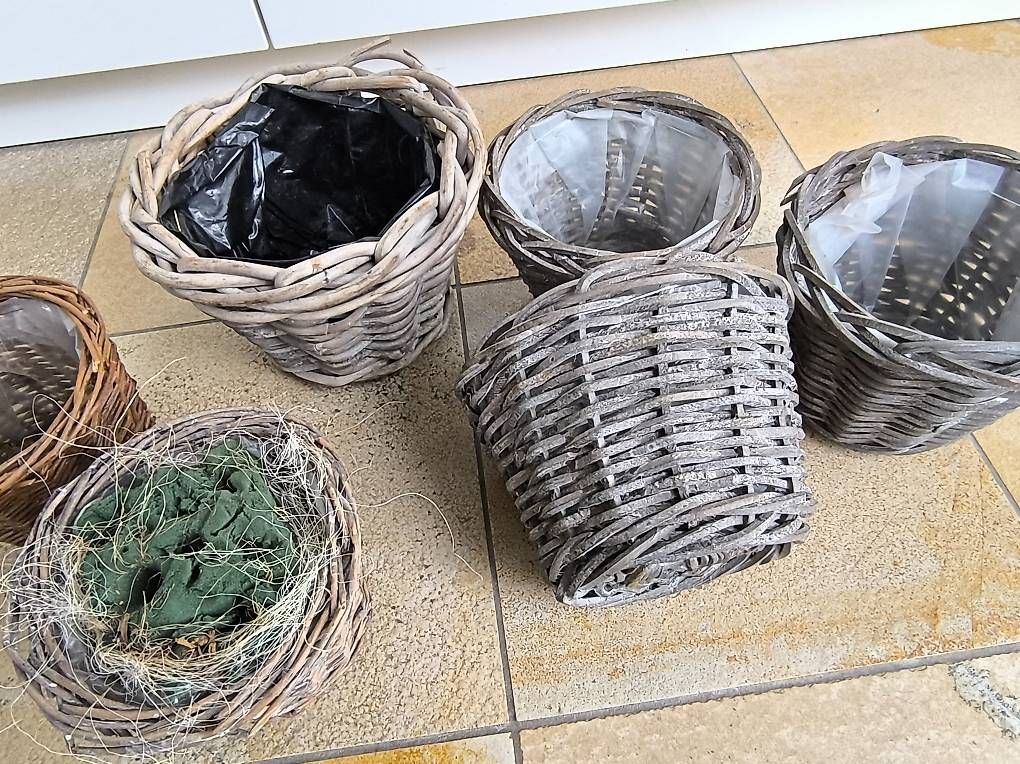 Altro per la casa: 6 Pflanzenkörbe – Usato da Sempach venduto da Outletinoo
