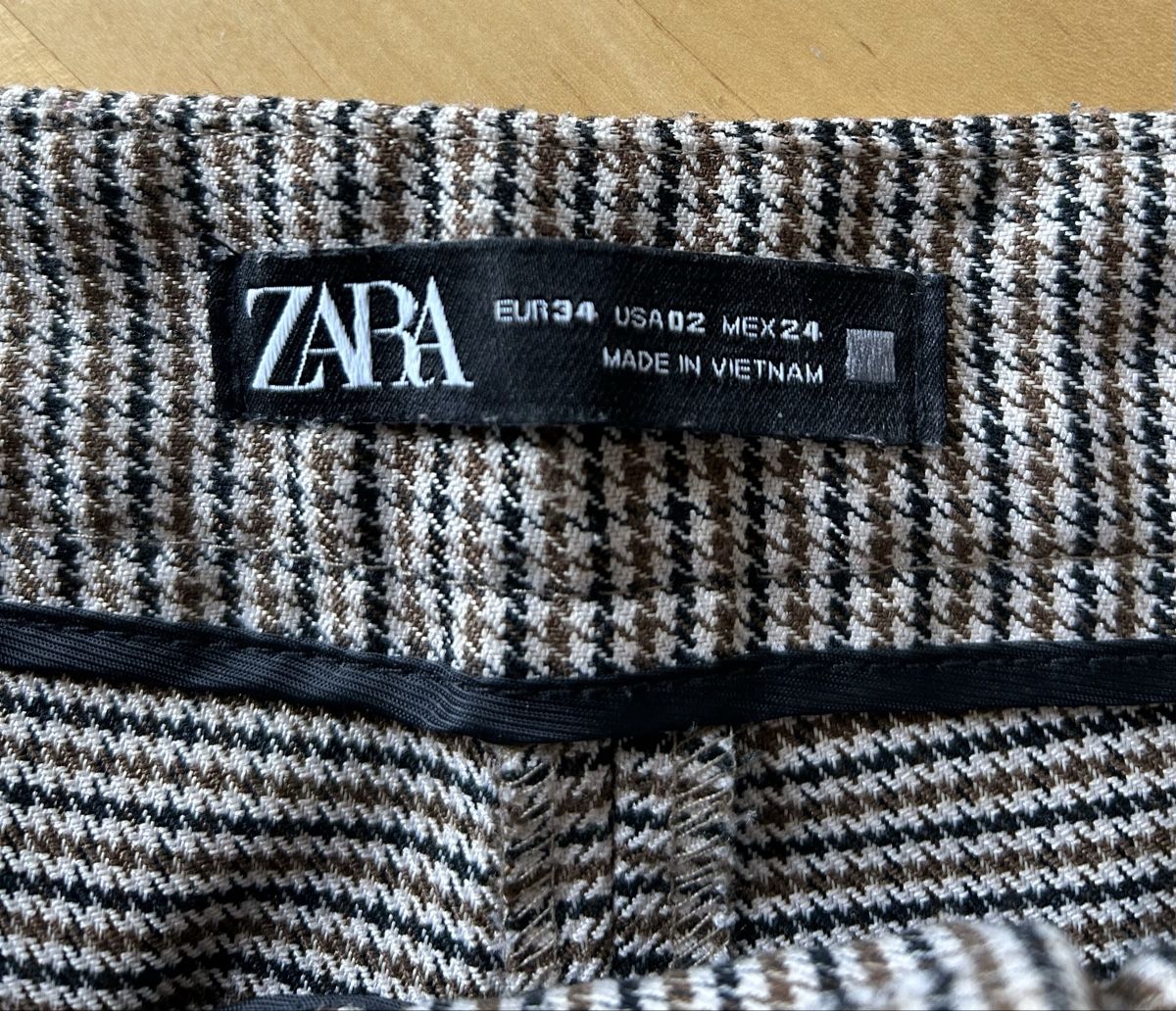 Zara Pantaloni: Zara pants size 34 – Usato da Zürich venduto da Sophie0569 3