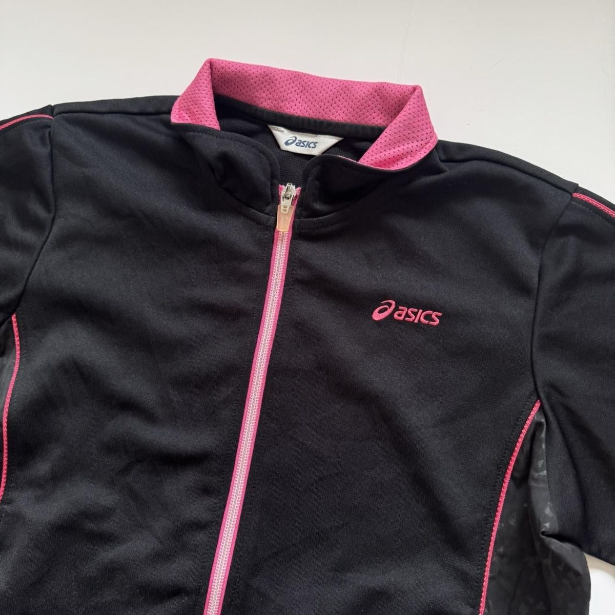 Asics Giacche: Schwarze Sportjacke Asics Gr.M – Usato da Oberwil BL venduto da olibbg 6