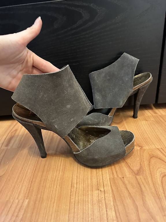 Damenschuhe: Leder Heels – Gebraucht aus Gockhausen von louparent 1