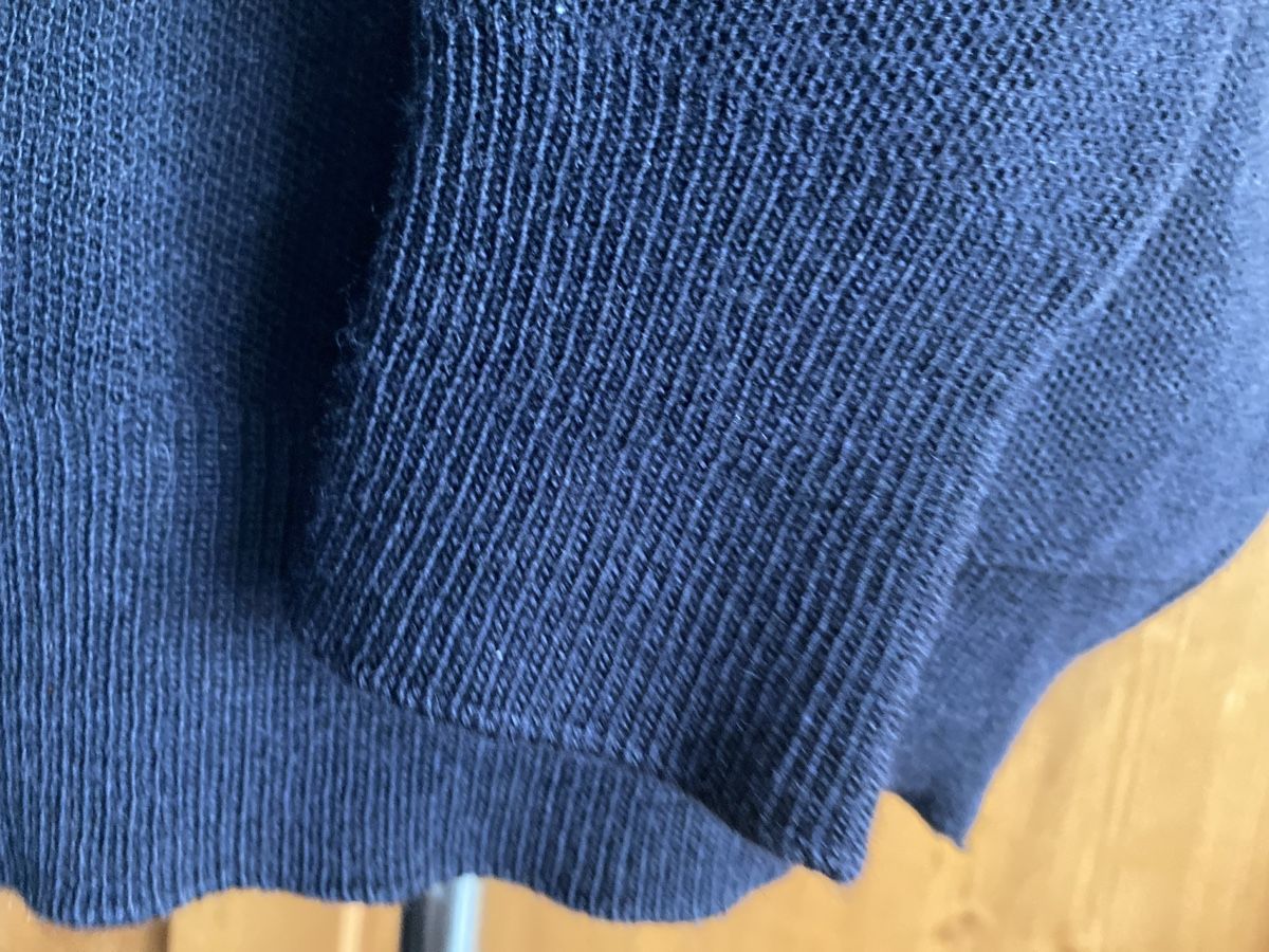 Lacoste Maglioni & Felpe: Lacoste V- Neck 51% Wollpullover Gr.5/M/L – Usato da Stetten AG venduto da Hanya 2