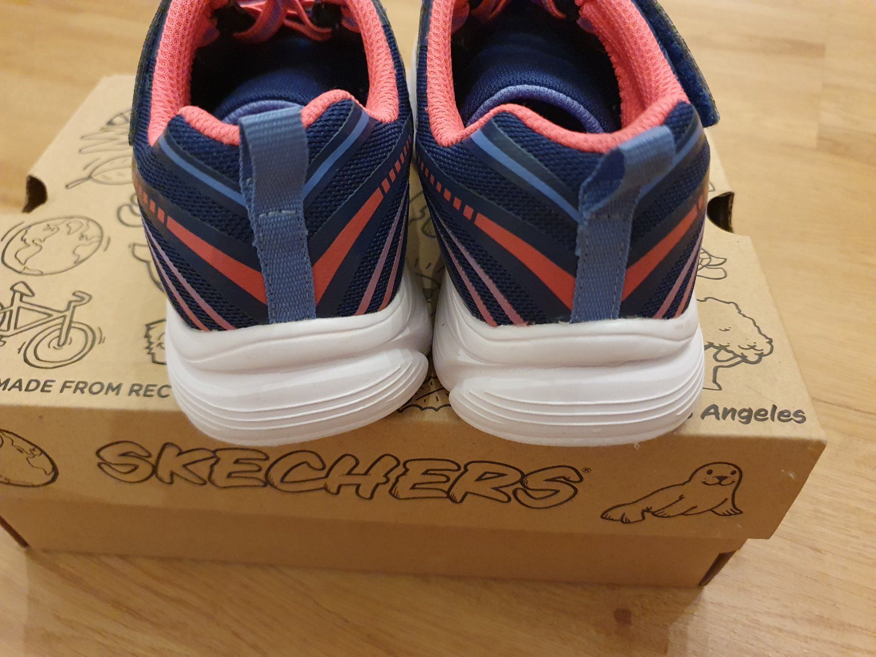 Skechers Scarpe per ragazze: Skechers Sneaker, Gr. 29 – Nuovo (secondo la descrizione) da Heinrichswil venduto da frankie19860 4