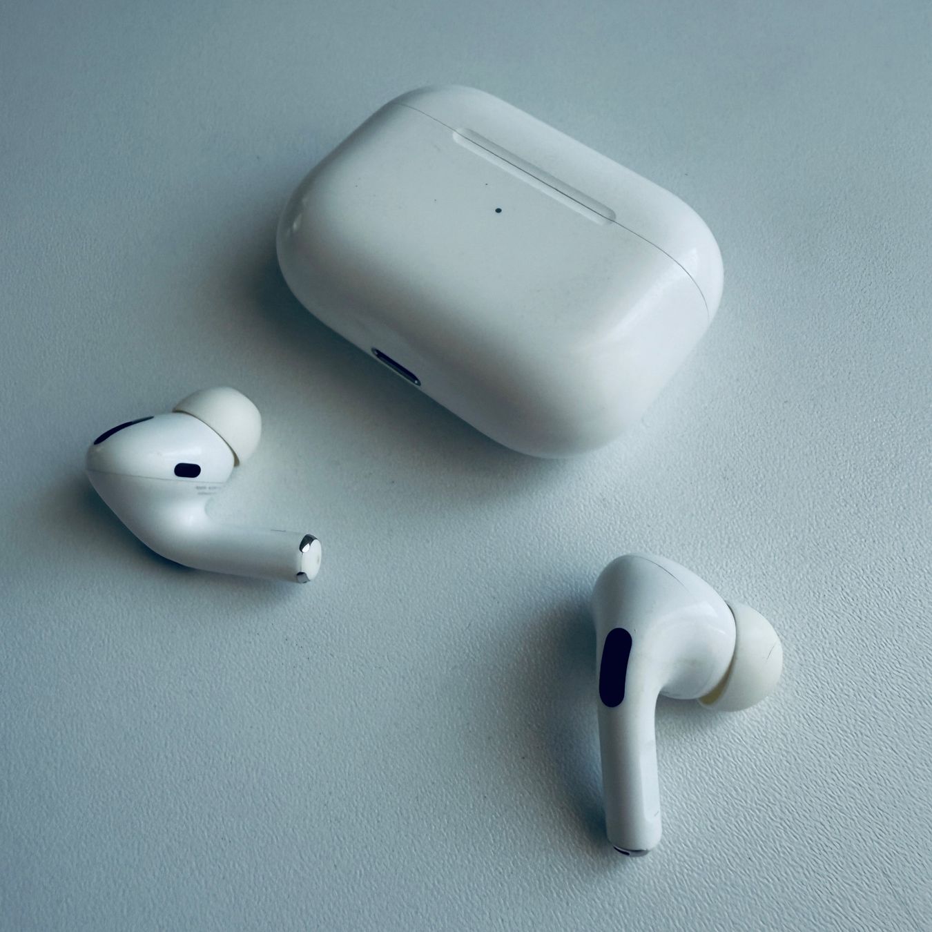 Apple Kopfhörer: Original Apple AirPods Pro 1 Gen. MagSafe Case – Gebraucht aus Basel von MY.AIRPODS.SHOP 3