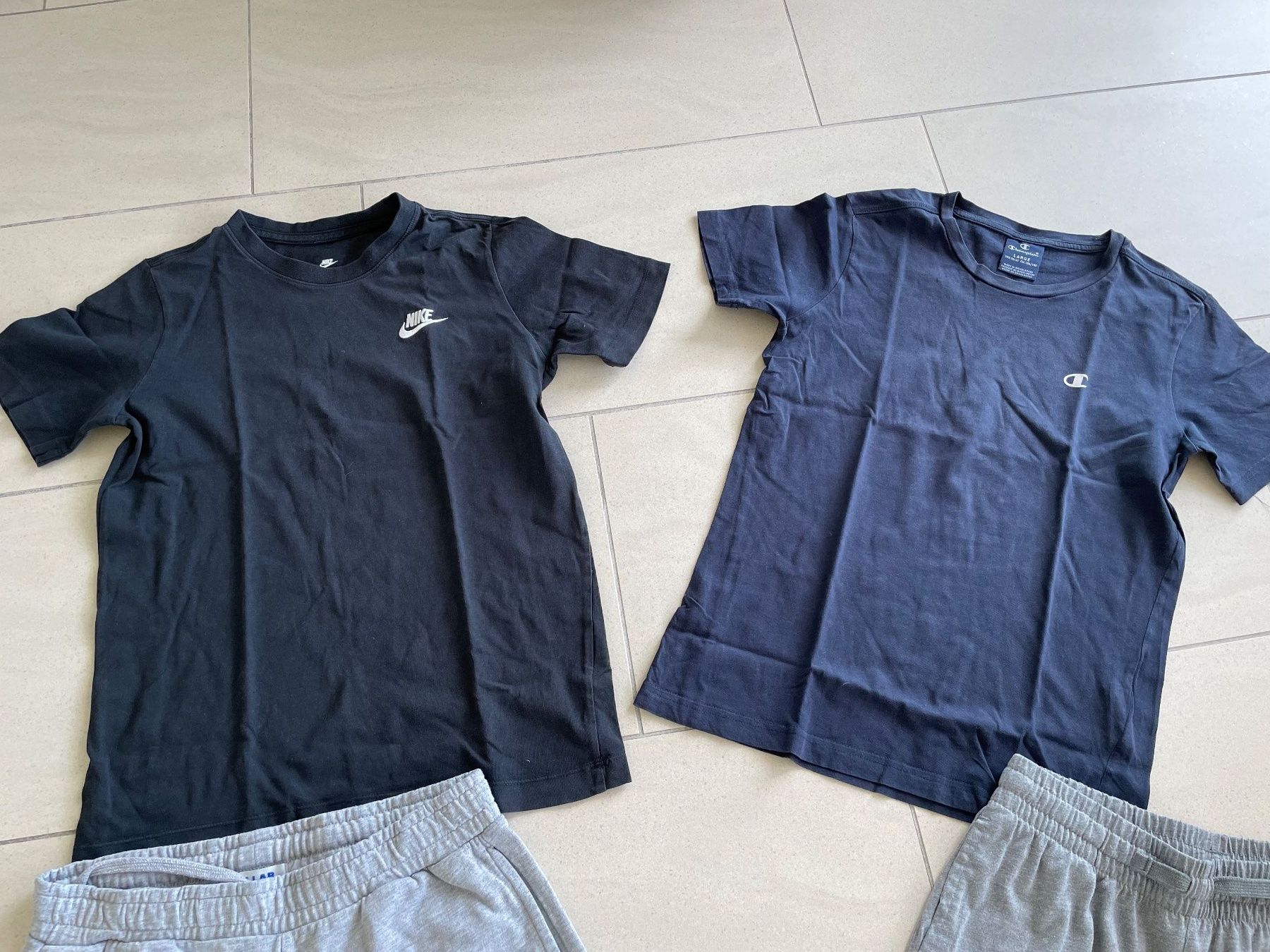 Nike Kleiderpakete & -sets: Kleiderpaket für Junge in Gr. 155 – Gebraucht aus Zug von falama 3
