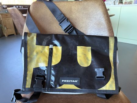 Freitag F17 Joe Umhängetasche