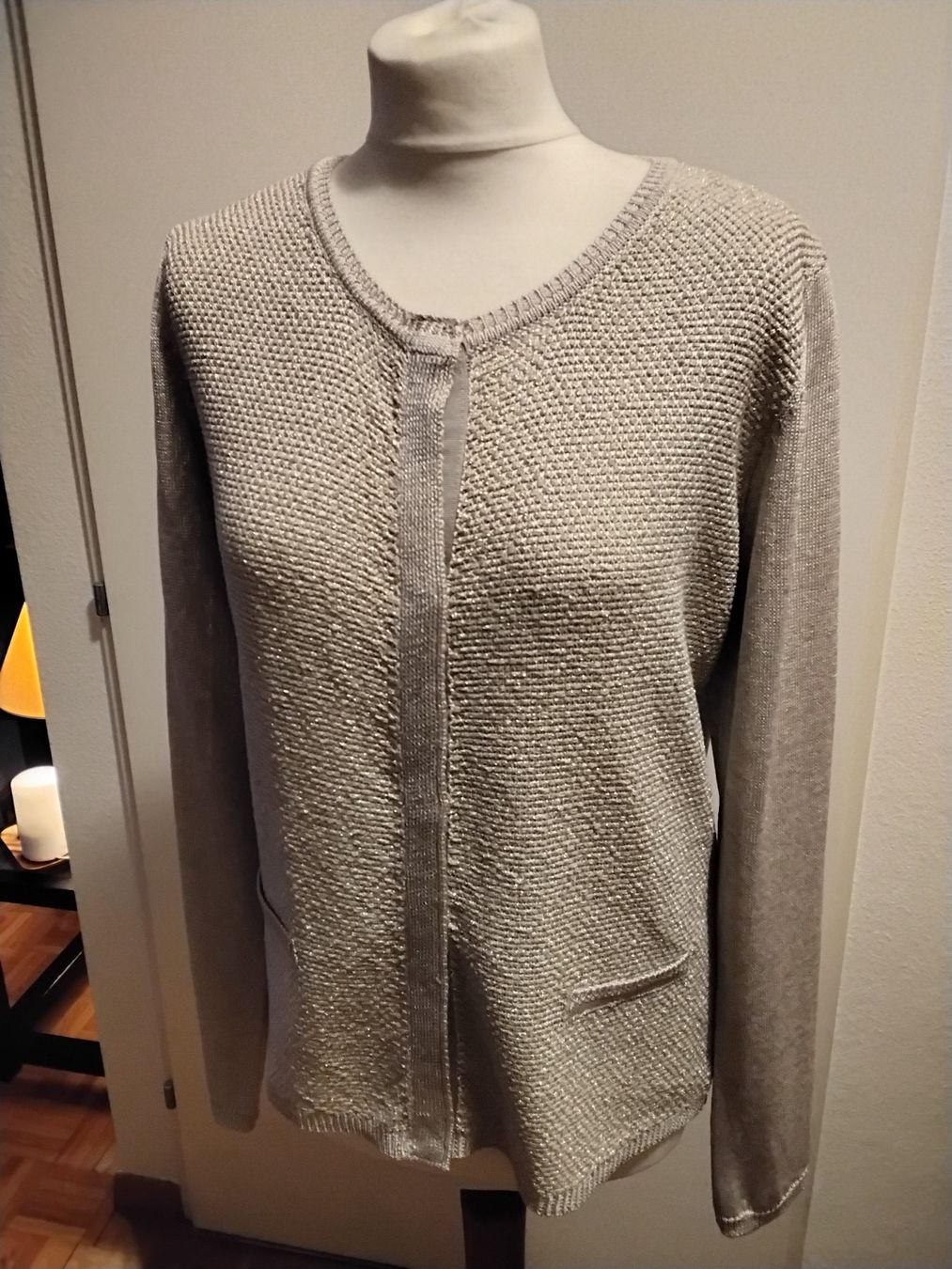 C&A Vestes: Cardigan élégant doré, taille M – – Neuf avec emballage d'origine à Chêne-Bourg par Fio994
