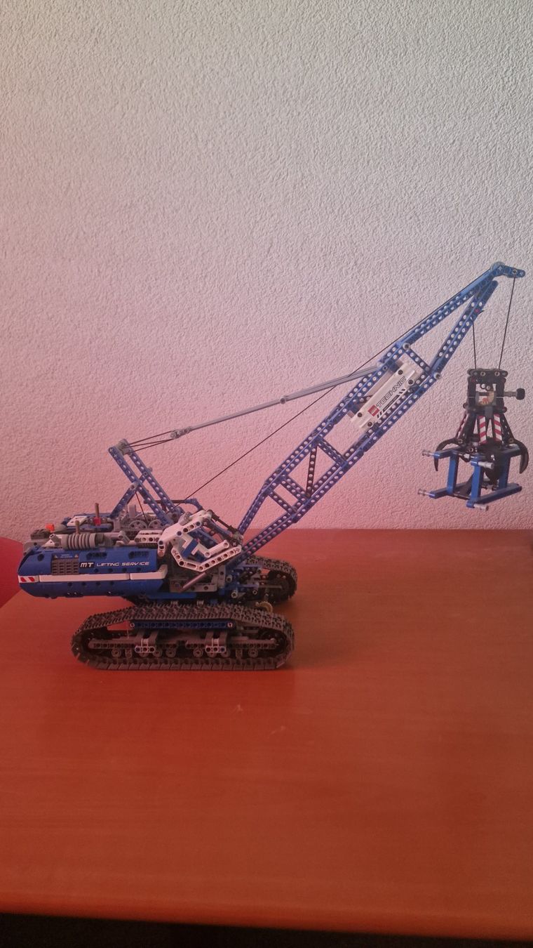 Grues: Lego Technic Raupenkran 42006 – D'occasion à Sirnach par Giordi1